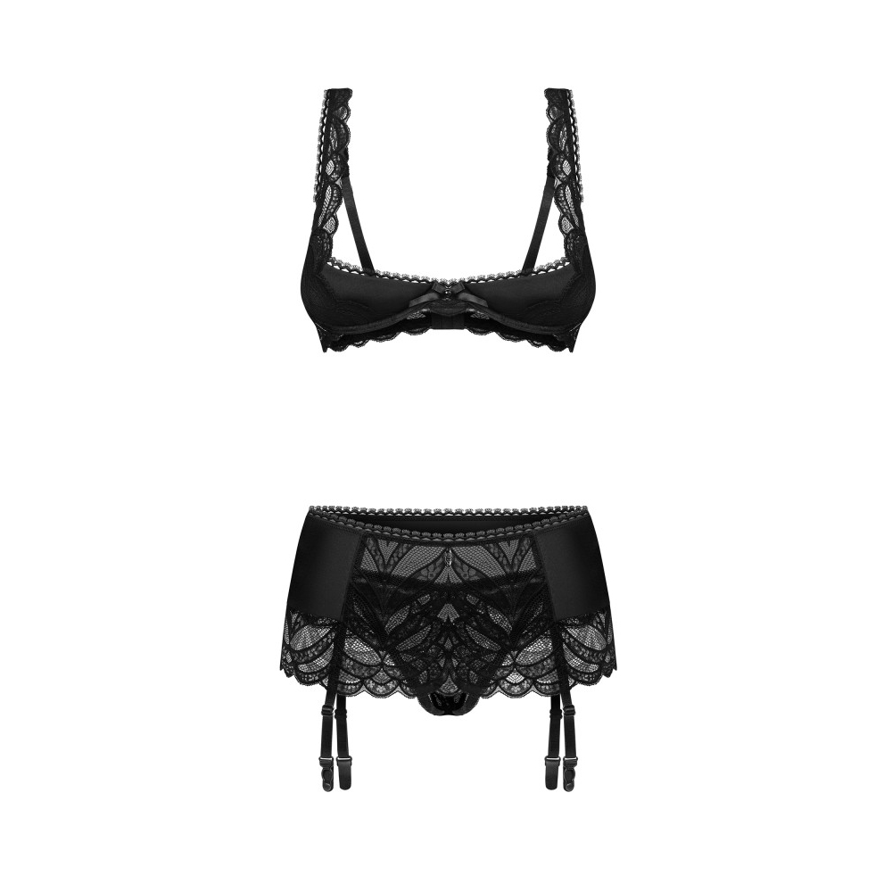 Lecille Crotchless Set